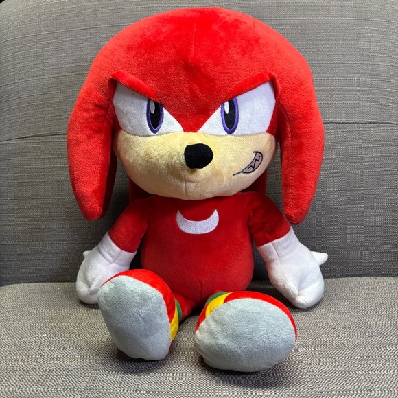 Sonic the Hedgehog Knuckles Plush Toy - Red and White - Picture 1 of 4